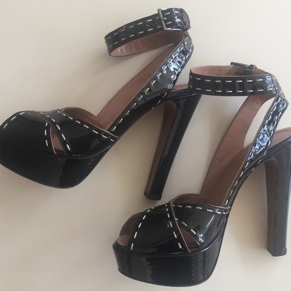 Azzedine Alaia Black shoes / sandals / platforms - Picture 1 of 6